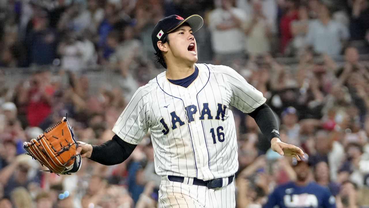 侍ジャパンが世界一 大谷翔平のグラブ投げにSNSで大反響「史上最強に