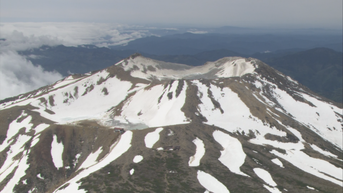 御嶽山で火山性地震が増加　噴火警戒レベルを「1」→「2」引き上げ　2022年6月23日以来の引き上げ　地獄谷火口から約1キロの範囲　大きな噴石や火砕流に警戒