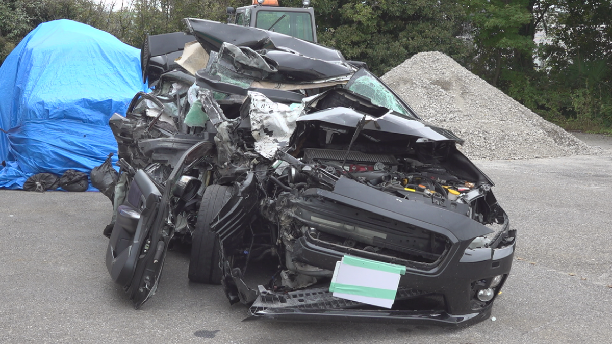 山梨の中央道で逆走の乗用車と大型トラックが正面衝突　乗用車運転の上田市の男性死亡【長野】