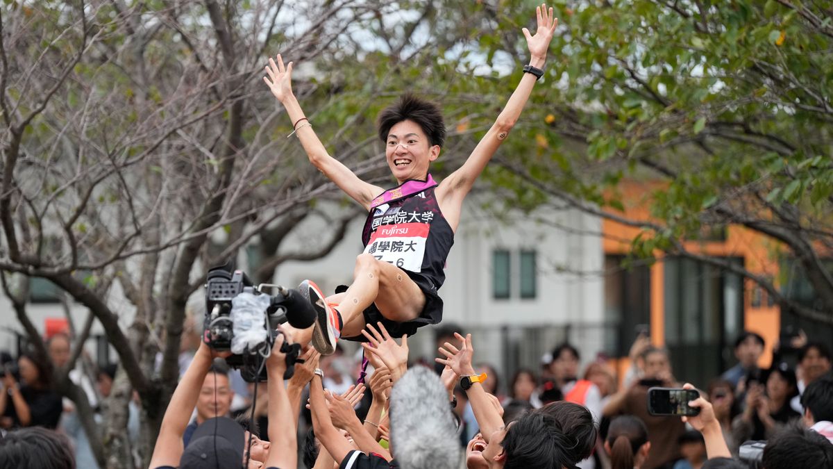 キャプテンが決めた！平林清澄「みんな、ありがとう！」仲間の期待に応えアンカー勝負で決着　國學院大學が出雲駅伝2度目の優勝