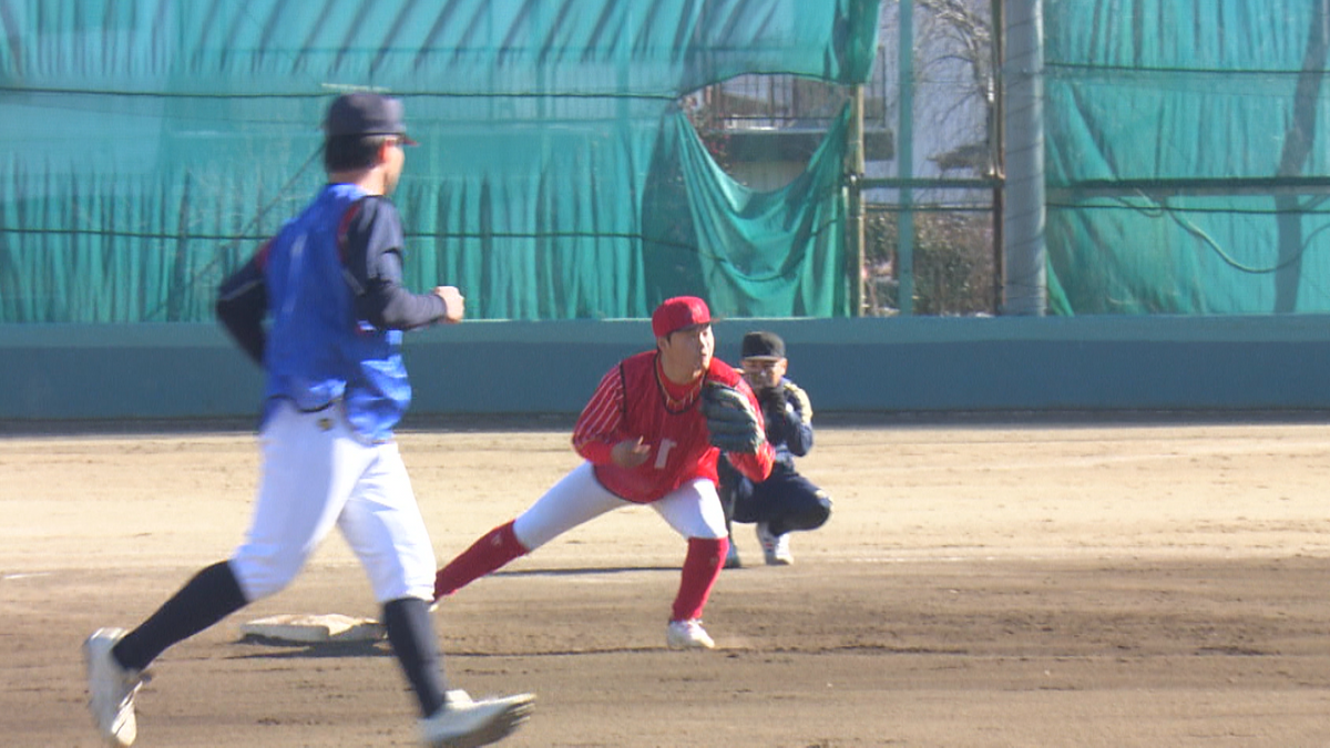 トライアウト生は身体能力や技術をアピール