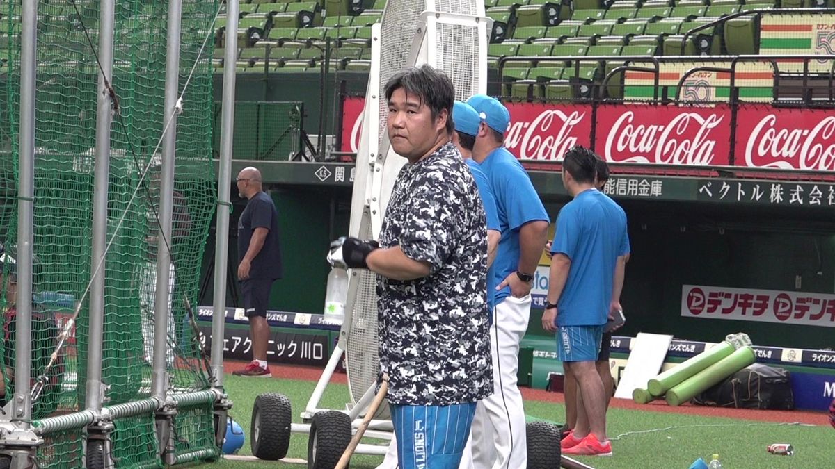 【西武】40歳・中村剛也バースデーアーチなるか　試合前練習で柵越え連発