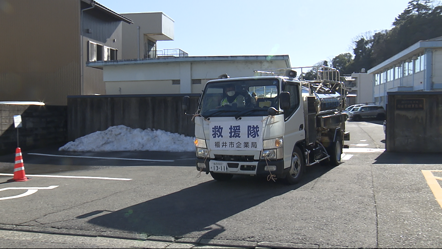 給水車を派遣 福井市･越前市から各1台 地震で断水続く石川県中能登町へ