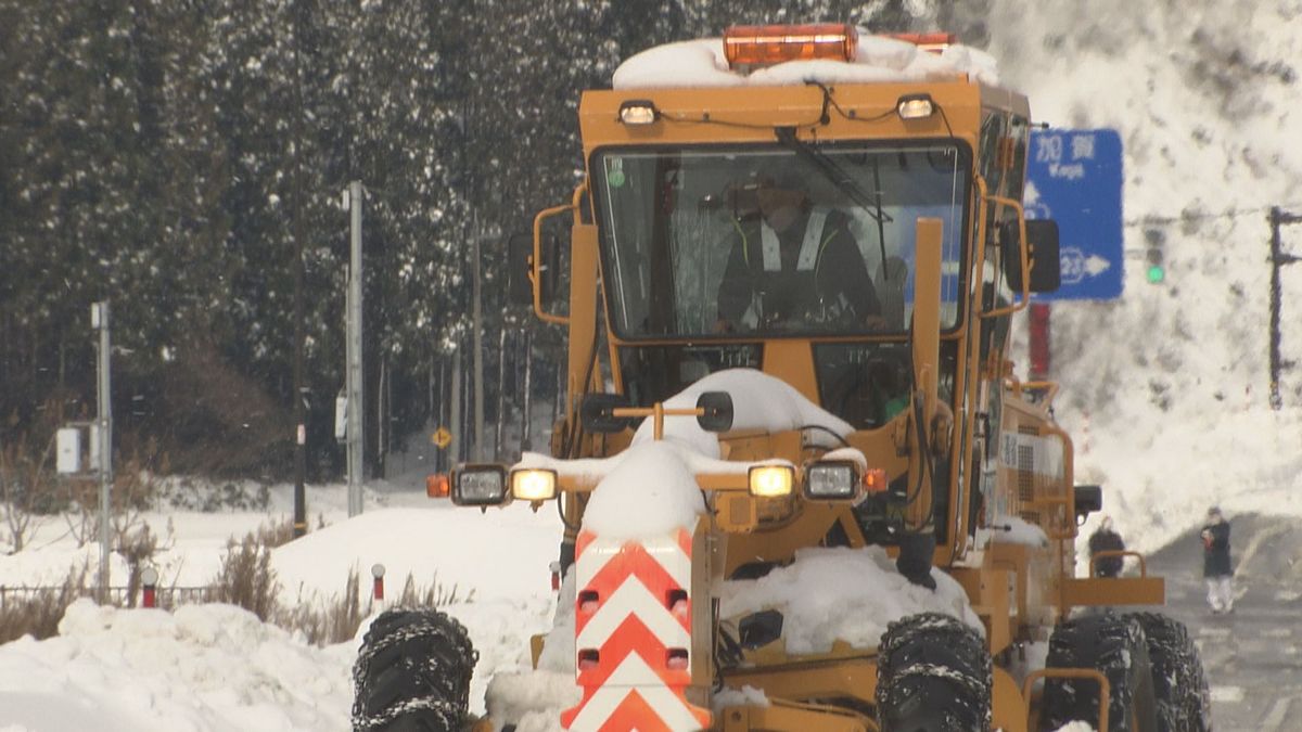 「平年並み」か「多い」見込み　今シーズンの積雪量　新幹線駅へのアクセス道路で除雪体制強化　除排雪車の追加導入なども