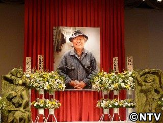 木村威夫さんのお別れの会…長門裕之ら377人が出席