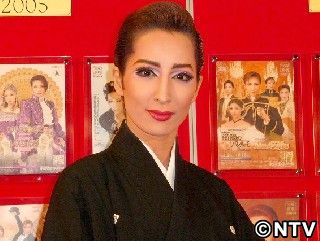 真飛聖が退団会見「想像超える幸せな時間」