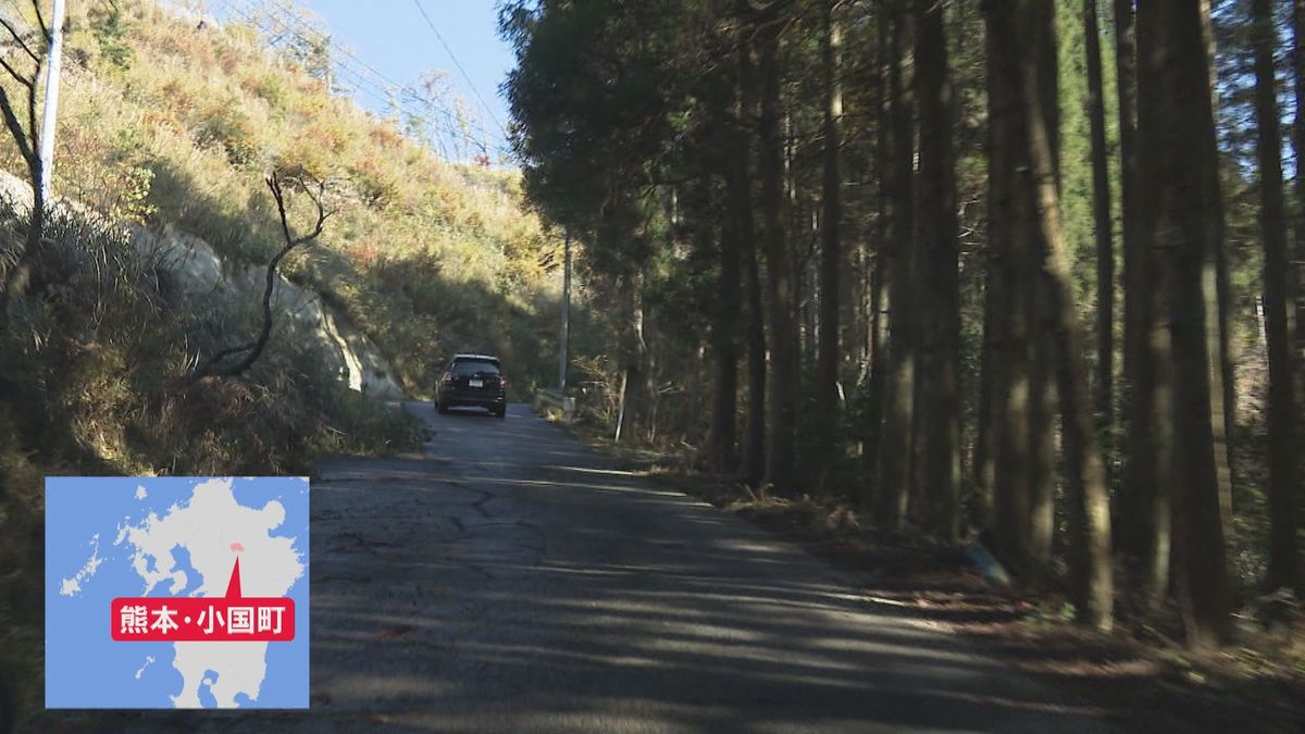 山道を走り抜けると…