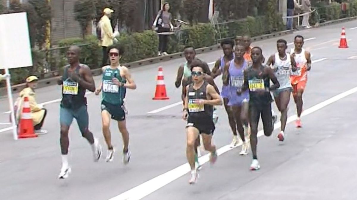 【東京マラソン】青学・太田蒼生が10キロトップ通過　28分54秒　世界トップレベルへ挑戦