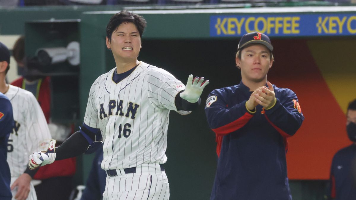 大谷翔平＆山本由伸の“ドジャース”コンビがロサンゼルスで食事会？　豪華な日本食とともに記念撮影