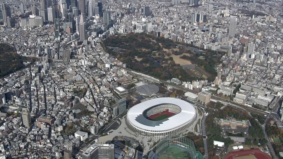東京五輪の開会式　観客２万人を上限に検討