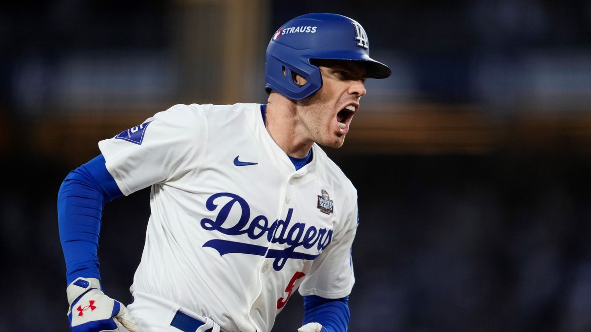 先制2ランを放ったドジャースのフリーマン選手【※写真はWS第2戦】（写真：AP/アフロ）