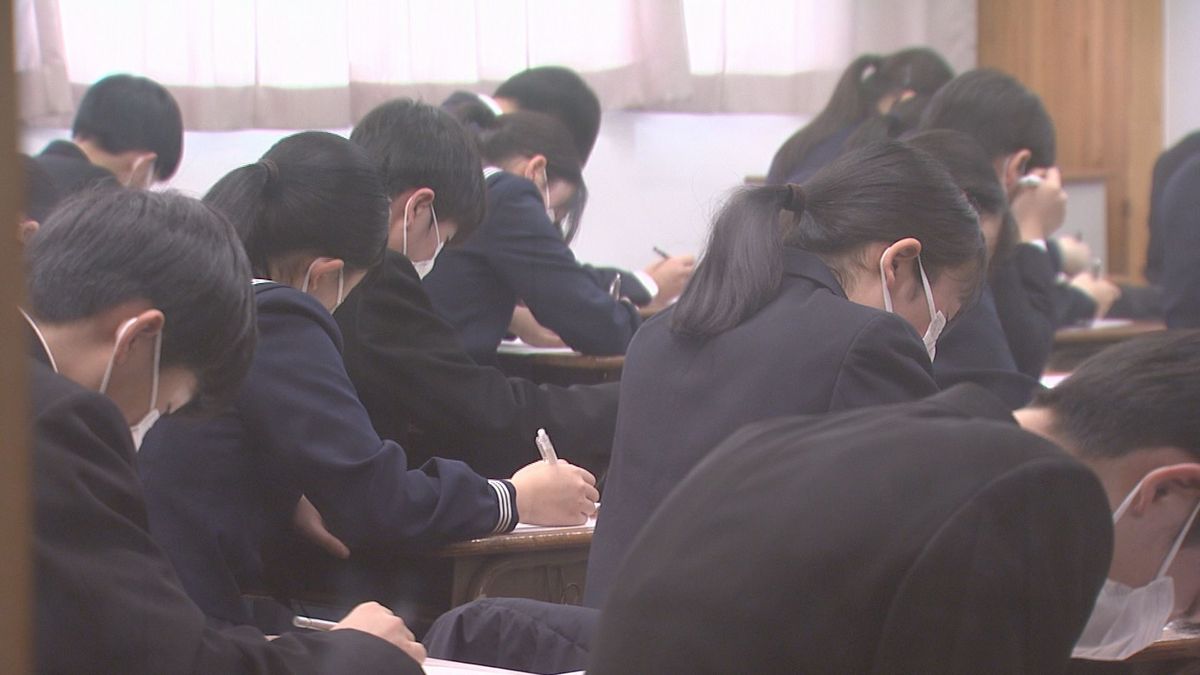 鶴岡市の羽黒高校で入学試験　私立高校のピークは2月初め　公立高校は3月