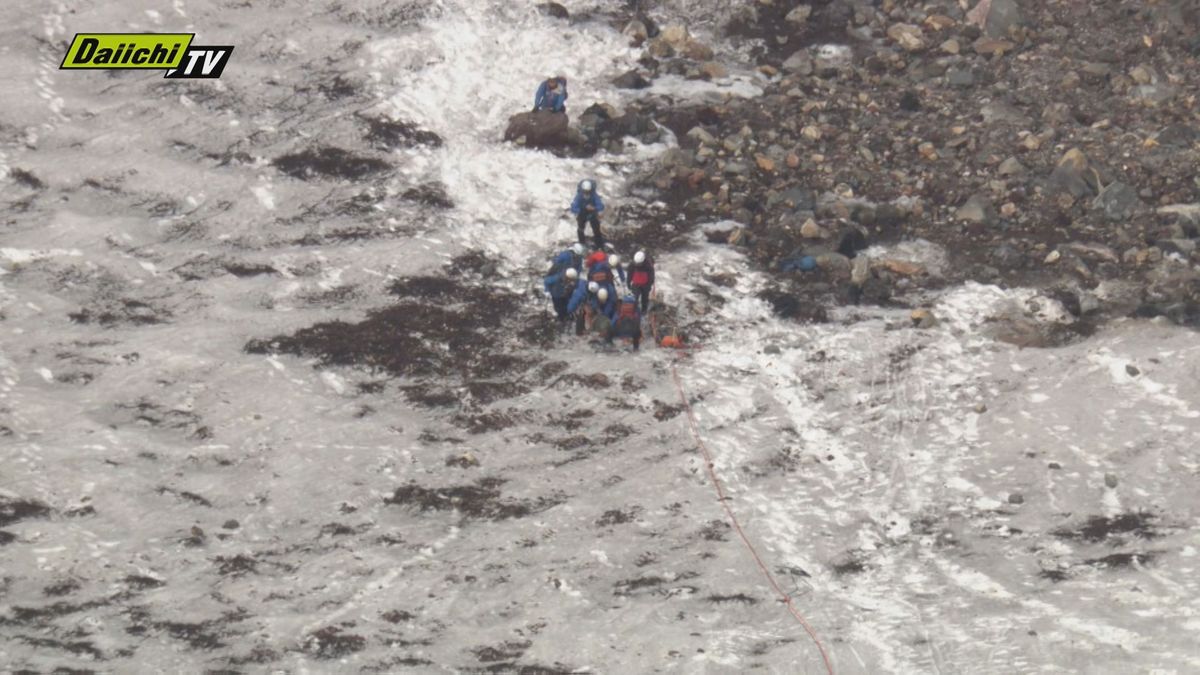 【速報】富士山静岡側火口付近で３人死亡…収容された１人の遺体は不明の東京・日野市の会社員と判明(静岡)