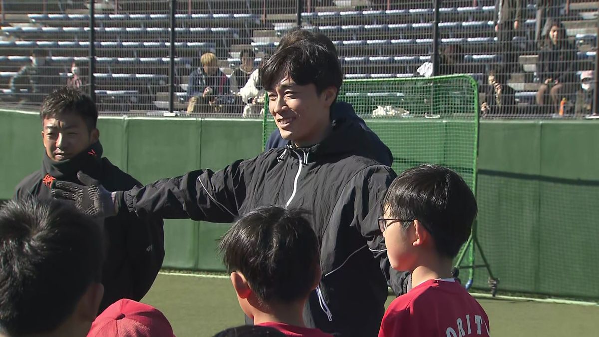 【ソフトバンク】和田毅が野球教室に参加 「野球が好きという気持ちを忘れずに続けてもらえたら」